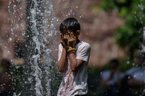 Picture of Amid Record-Breaking Heat Wave, Researchers Step Up Warnings About Risks Extreme Temperatures Pose to Children